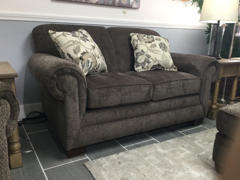 Monroe Loveseat Wagga Wagga Otter FK CK