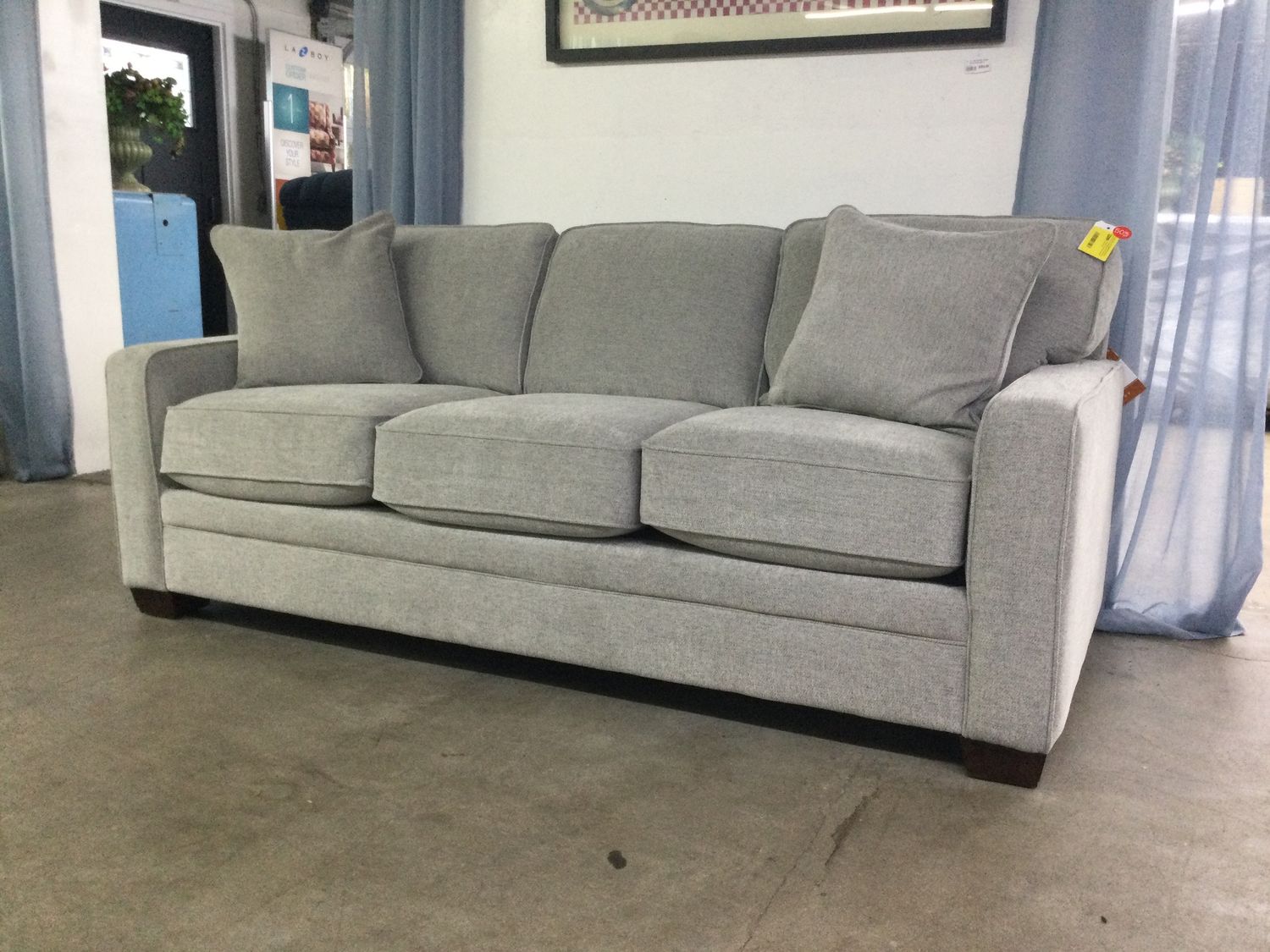 Meyer Sofa Merit Platinum FD