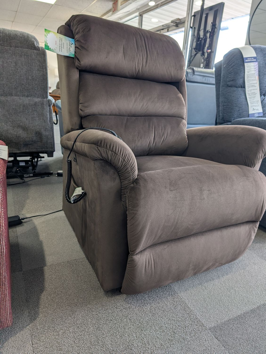 Polaris Large Lift Chair Scrumptious Coffee House