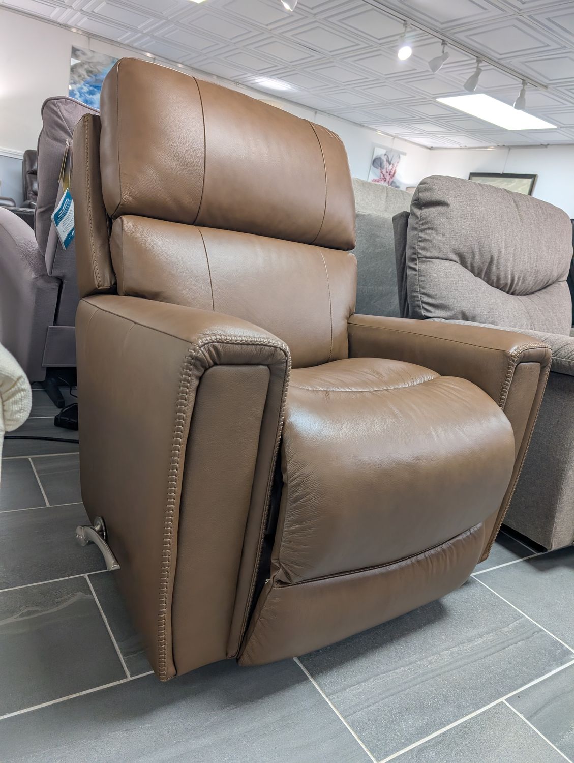 Apollo Rocking Recliner Buddy Chestnut DISCO Arc Handle *TEMPUR*