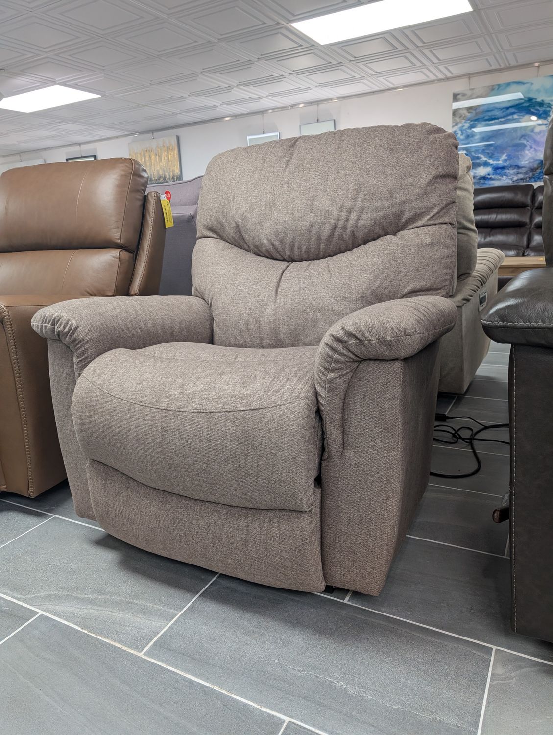 James Power Rocking Recliner w/ Headrest &amp; Lumbar I-Rhodes Wicker DISCO  *TEMPUR*