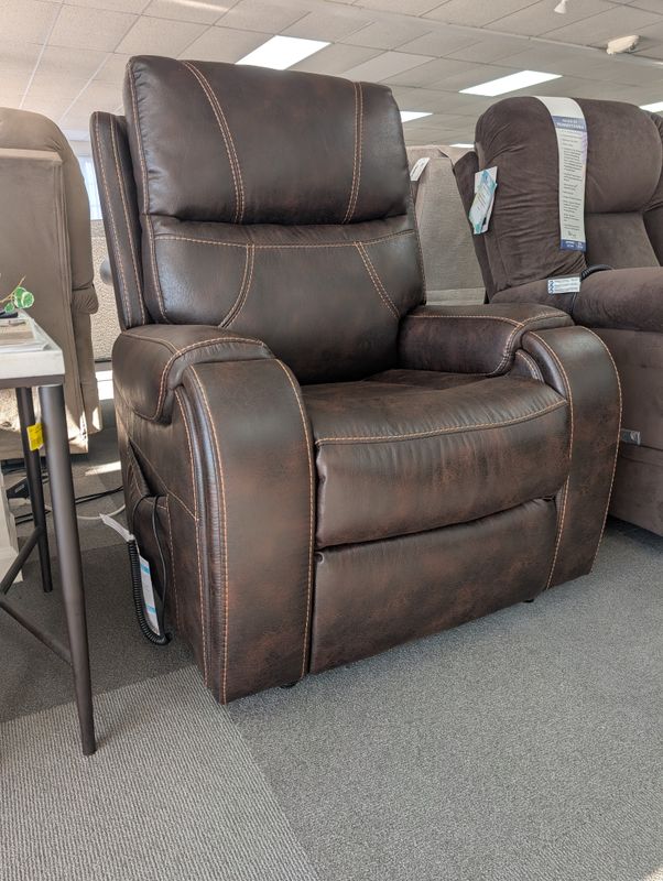 Sedona Medium Lift Chair Sutton Maple