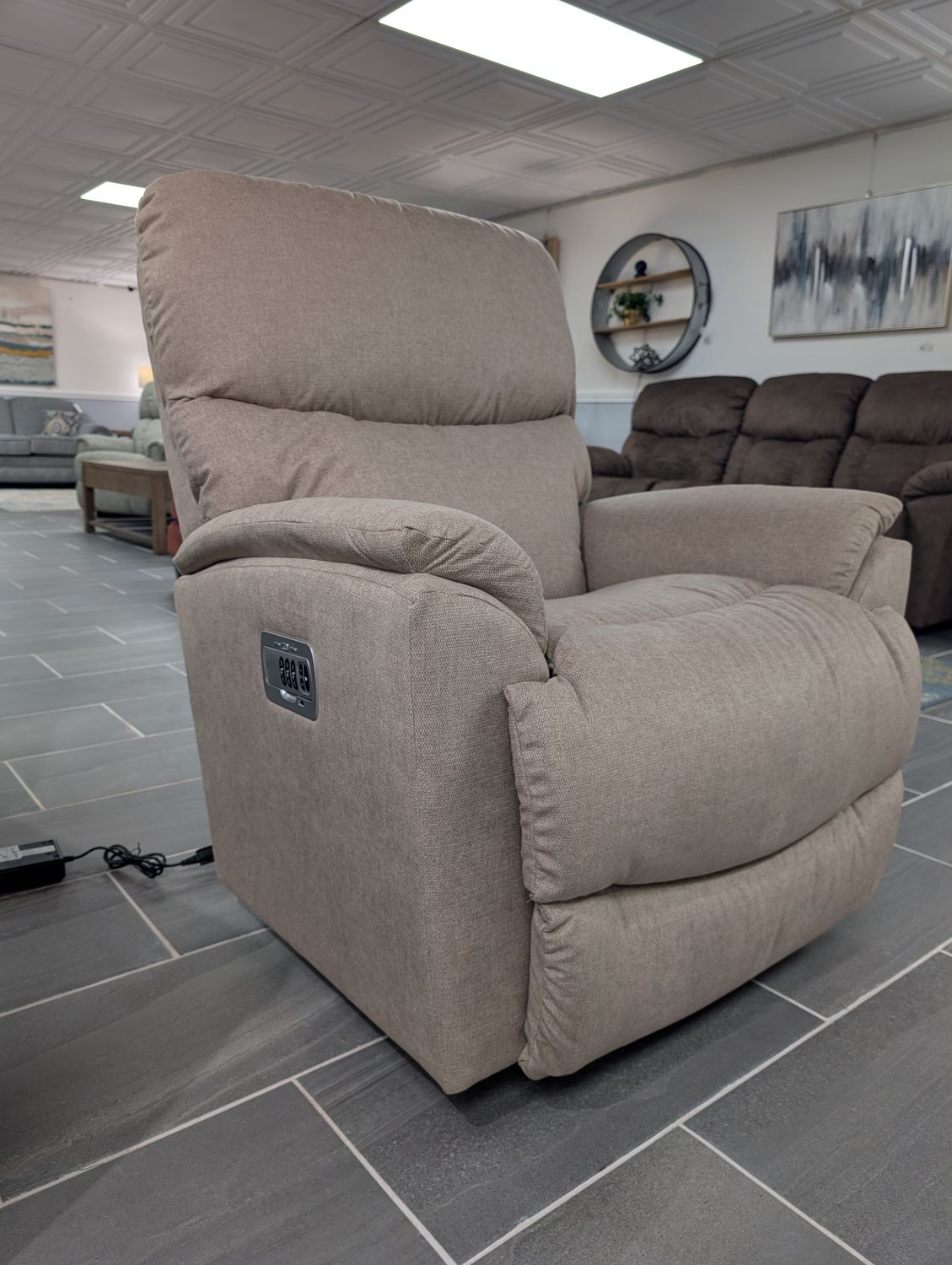 Trouper Power Rocking Recliner w/ Headrest I-Rhodes Linen FD