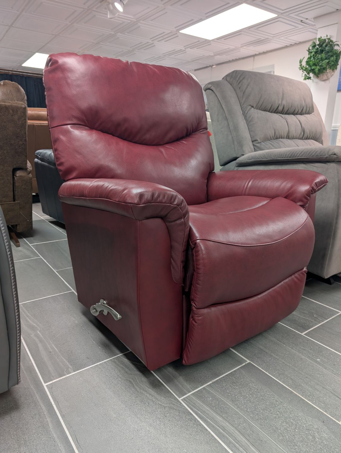 James Rocking Recliner Arc Handle, Contour Cushion - Mercedes Red Leather FD
