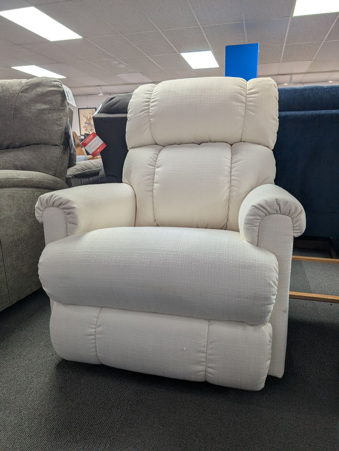 Pinnacle Rocking Recliner I-Liv Pearl Arc Handle *Tempur Foam Seat*