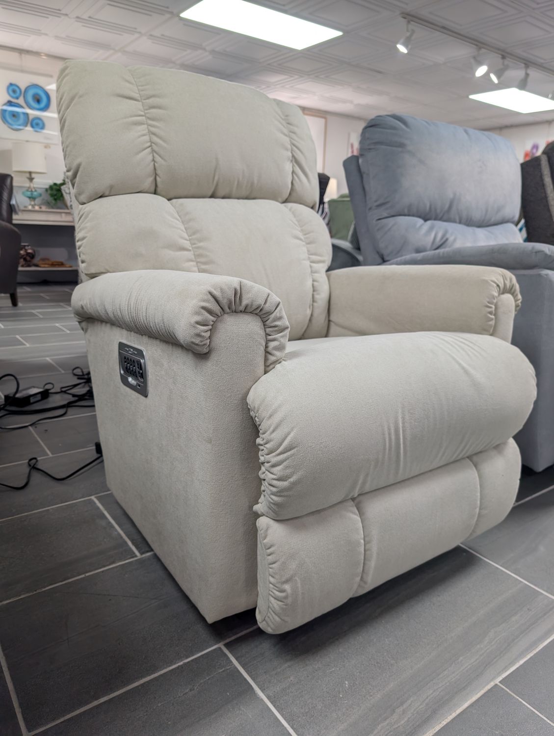 Pinnacle Power Rocking Recliner With Headrest, Lumbar Contour Cushion - i-Hallandale Ivory Fabric