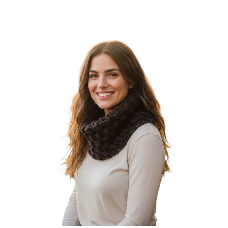 Snood au Crochet Noir – Fait Main & Unisexe