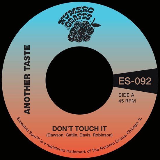 Another Taste &amp; Maxx Traxx - Don&#39;t Touch It (7&quot; Vinyl Single)