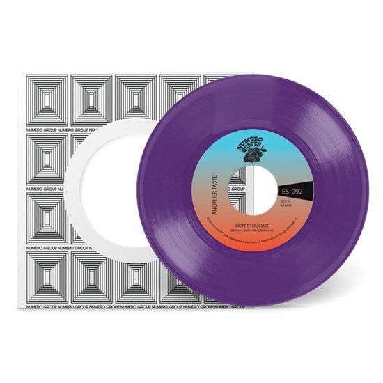 Another Taste &amp; Maxx Traxx - Don&#39;t Touch It (7&quot; Vinyl Single) (Coloured Vinyl)