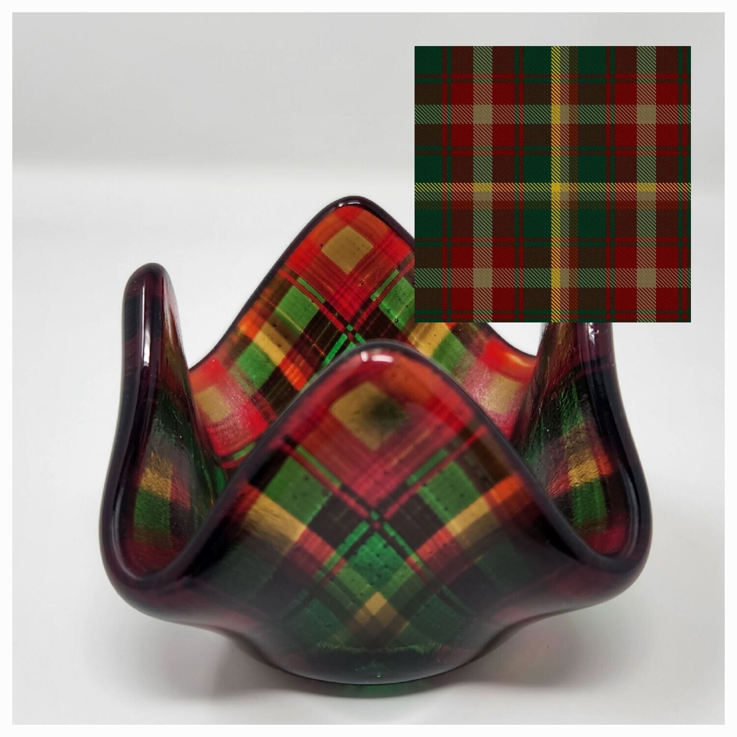Maple Leaf Fused Glass Tartan Tealight