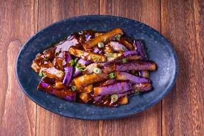 XXCC【小熊川菜】鱼香茄子 Eggplants in Spicy Garlic Sauce (每周二休息)