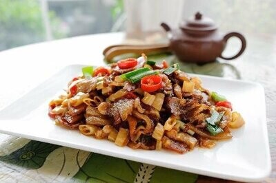 ZWHN【滋味湖南】笋干炒腊牛肉 Sauteed Beef with Dried Bamboo shoot