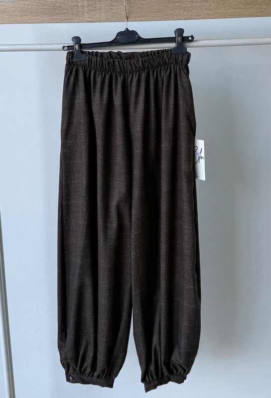 Pantalón bombacho cuadros