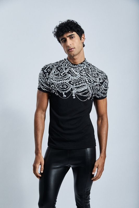 Dékada T-shirt with Crystal Embroidering