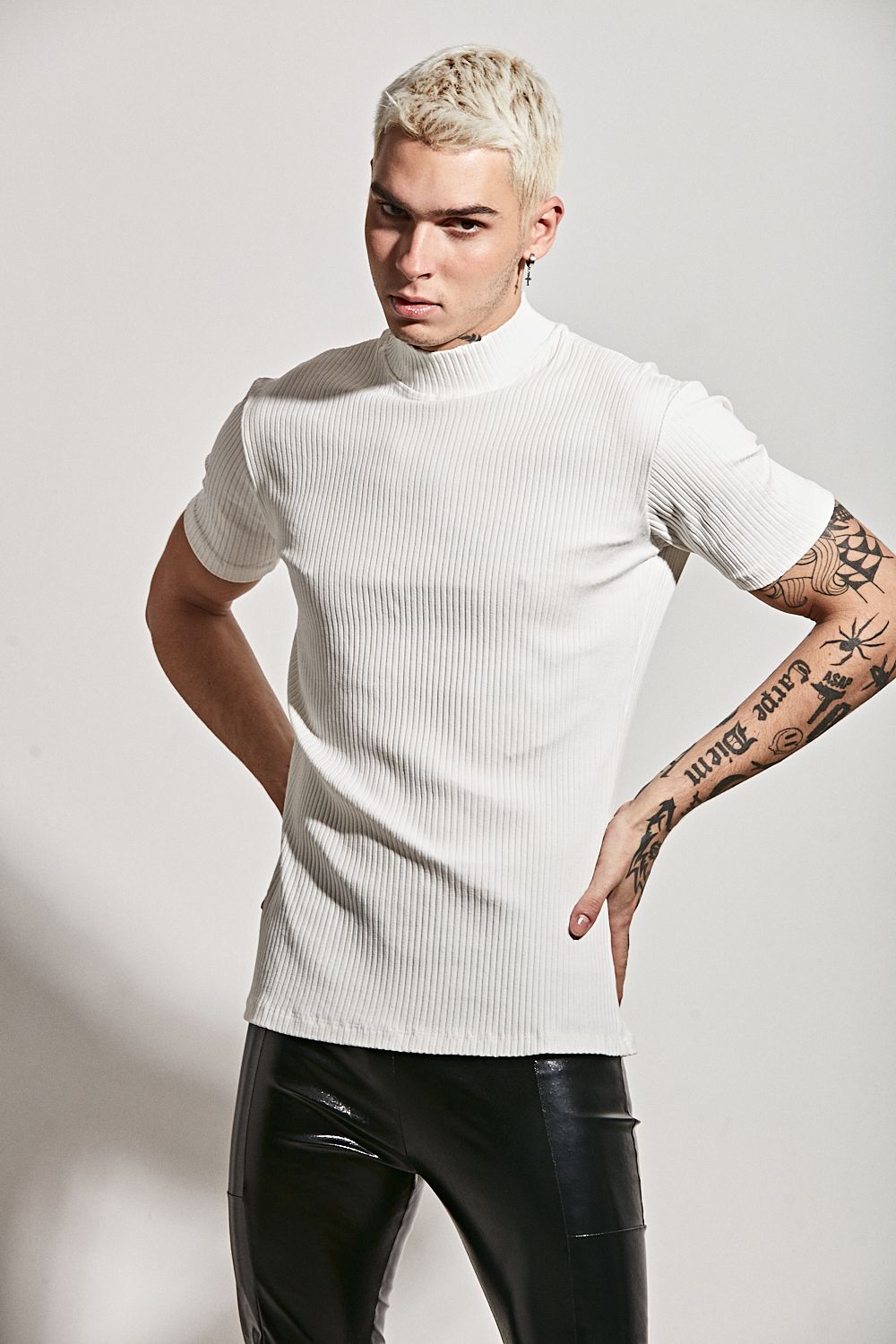 Essential Ribbed Short Sleeve