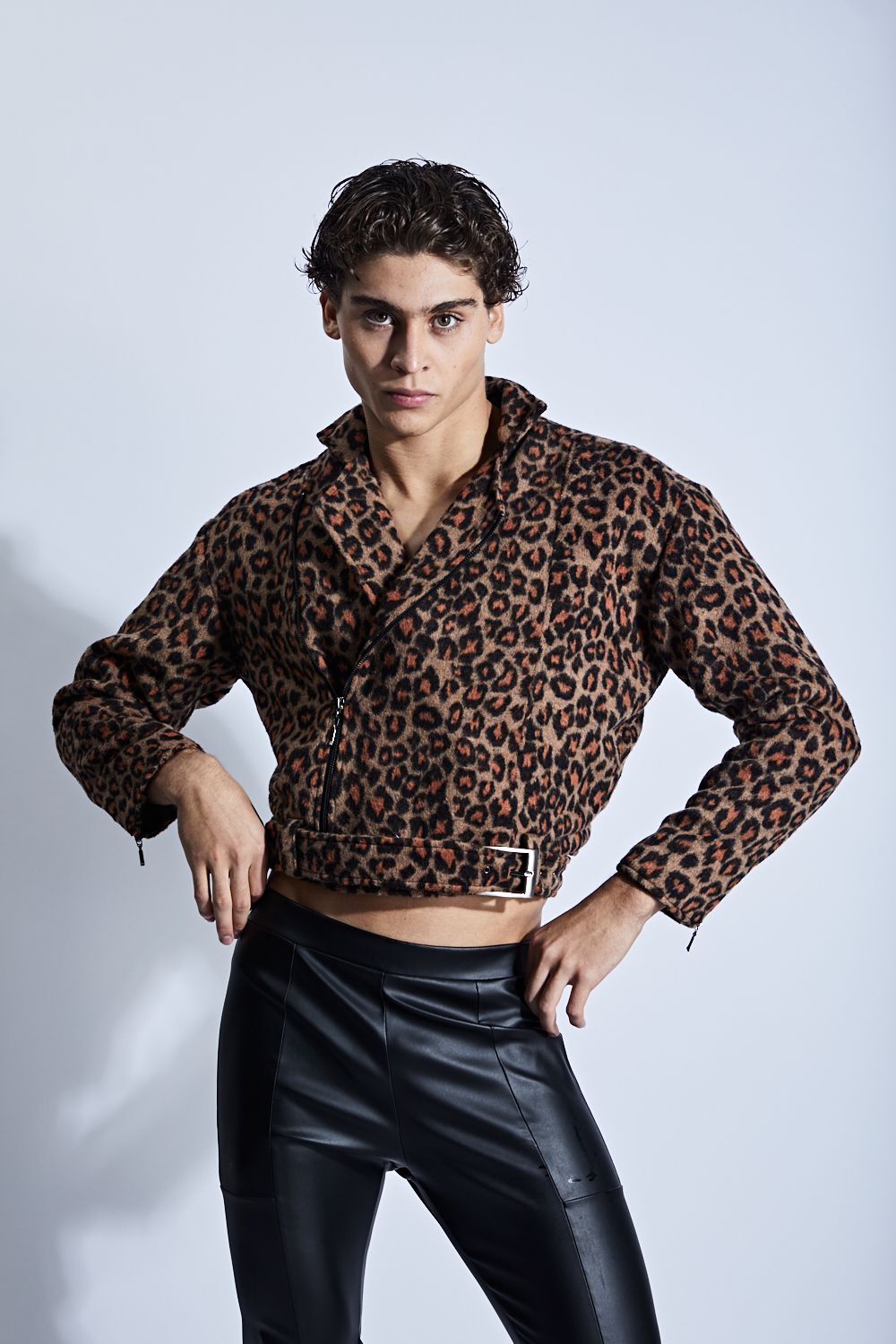Cropped Biker Jacket in Leopard Print Faux Fur
