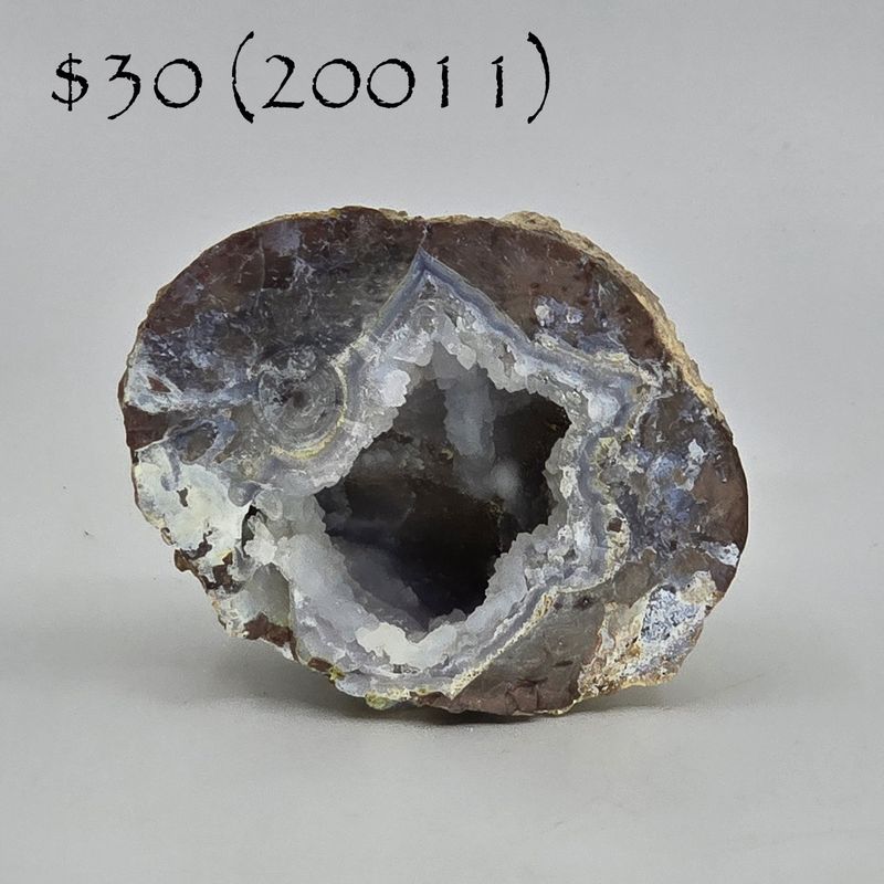 Chalcadony / Quartz, Geode, Natural (20011)