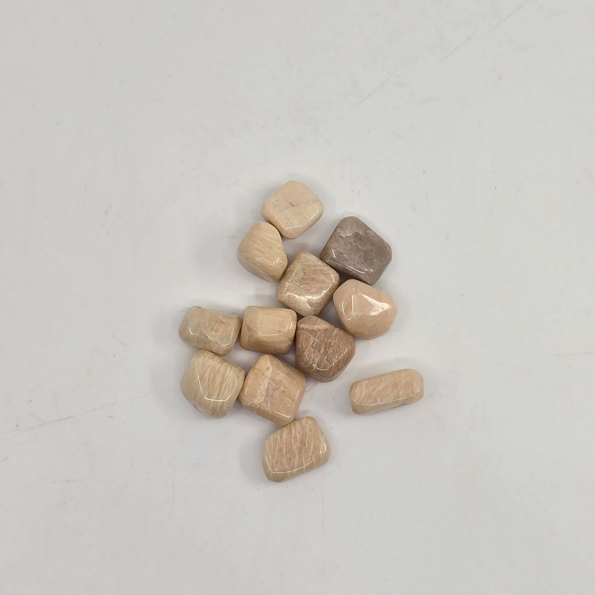 Moonstone, Peach, Tumbled