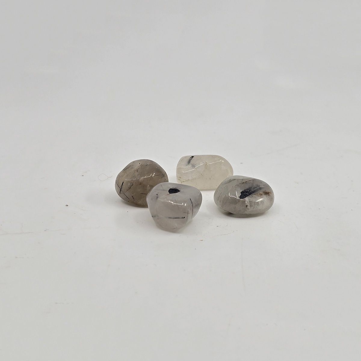 Quartz, Tourmalinated, Tumbled