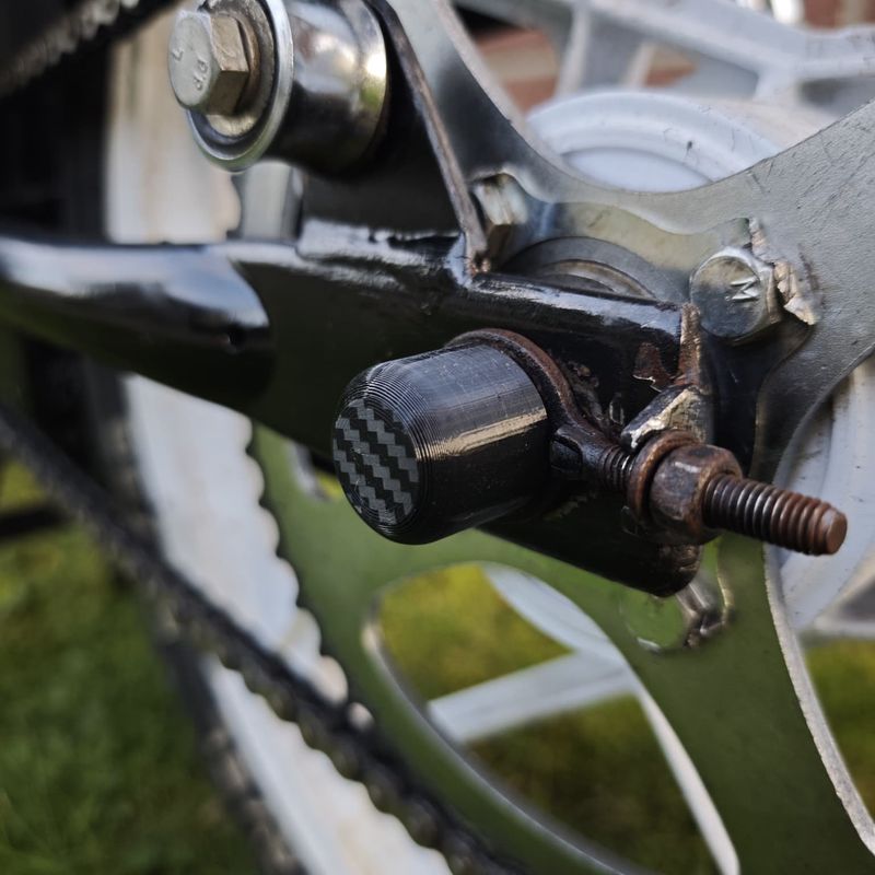 Achsmuttern-Kappen Gummi – Hercules Prima (2er/4er set )