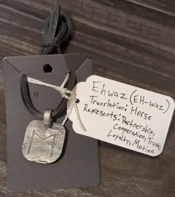 Norse Rune Pendant (Ehwaz)