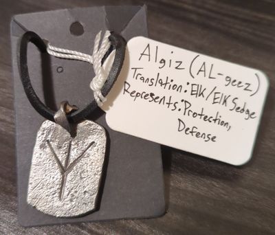 Norse Rune Pendant (Algiz)