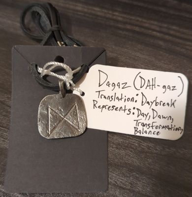 Norse Rune Pendant (Dagaz)