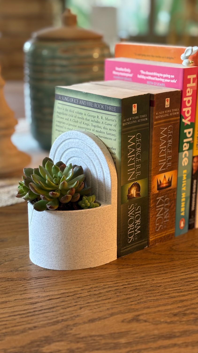 Bookend Planter With Water Reservoir