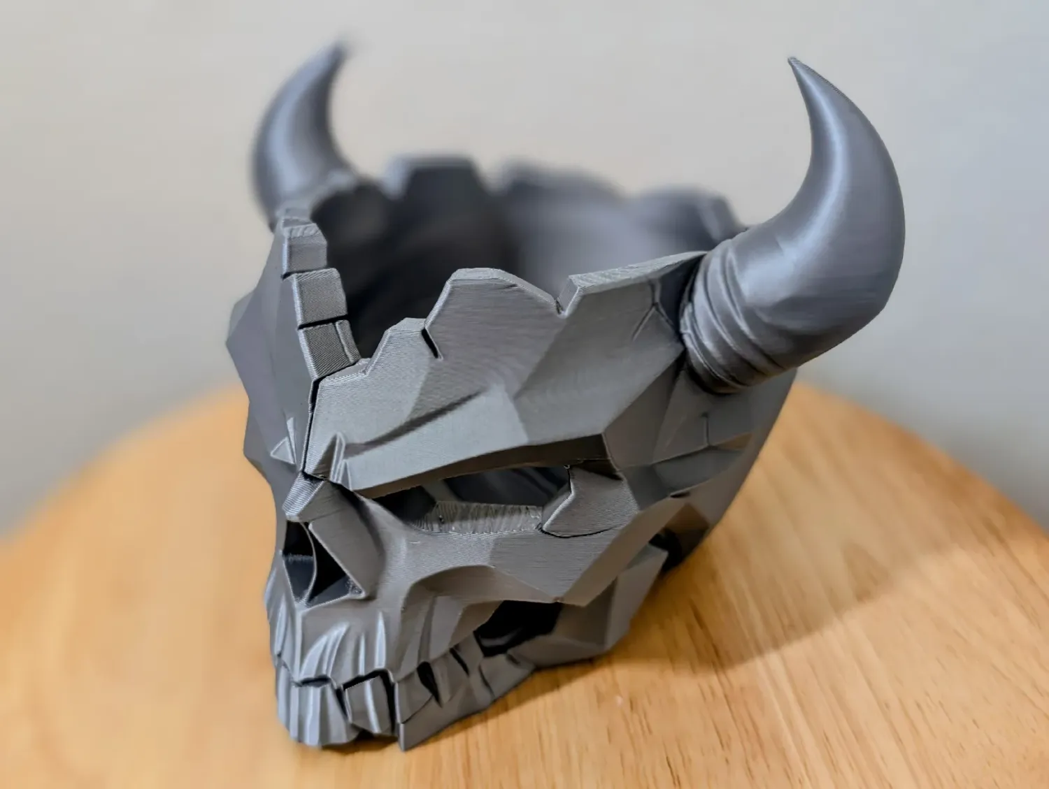 Horned Skull Catchall – Deep Desk Organizer Gray
