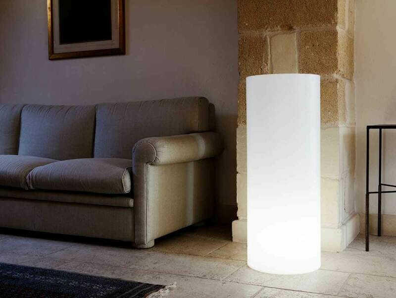 Espositore Colonna Roller Adda 35x h 90 cm in resina Espositore Colonna Roller Adda 35x h 90 cm in resina