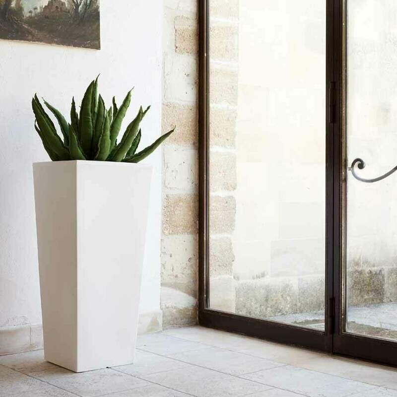 Quadrato Adige liscio moderno h 55/ 65/ 90/ 105 /130cm in resina