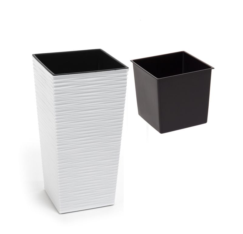 Quadrato Finezia rigato/lucido con vaso interno estraibile h 46/57 cm