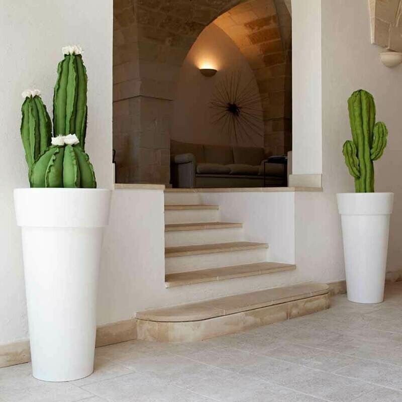 Tondo Arno bordato liscio moderno h 45/ 70/ 90/105/130/160 cm in resina