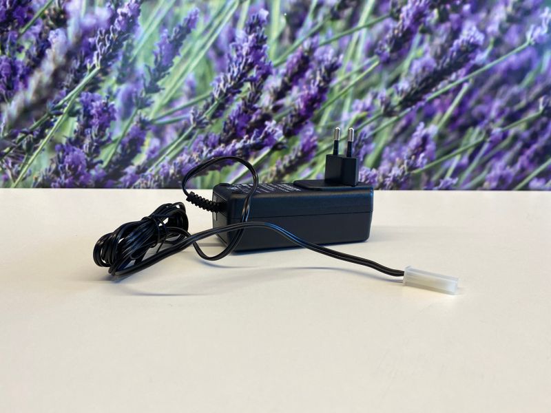 Ladegerät für Akku für airomat 50