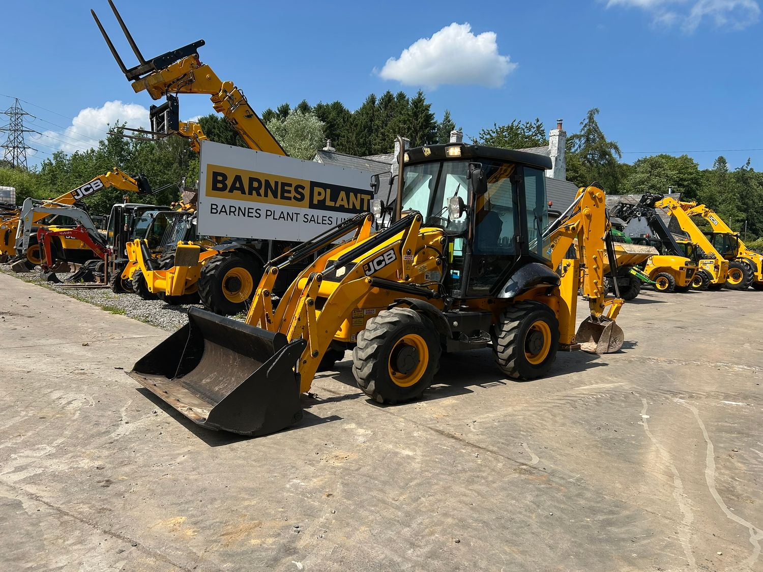 2014 JCB 2CX StreetMaster
