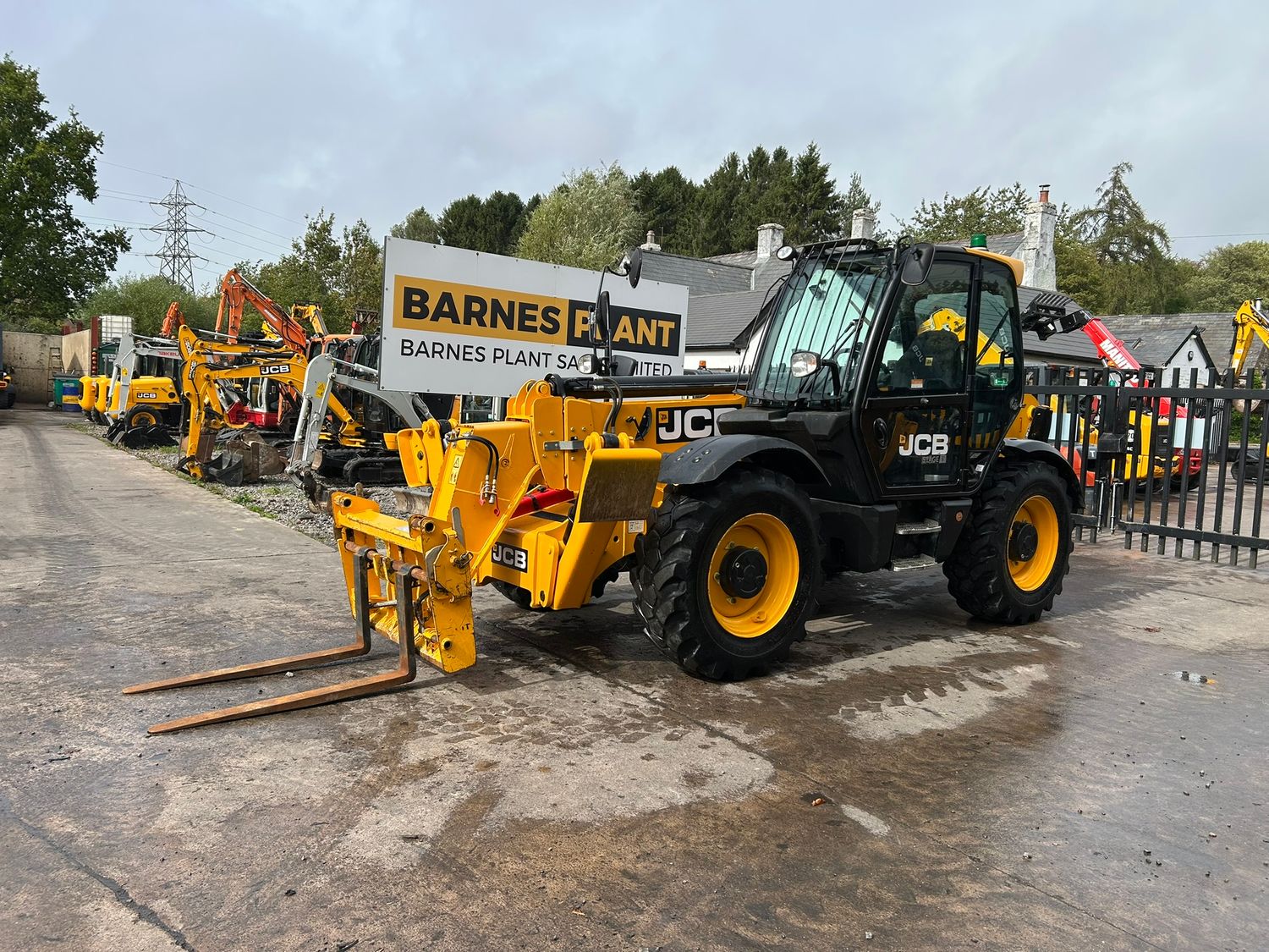 2022 JCB 535-125 Hi-Viz
