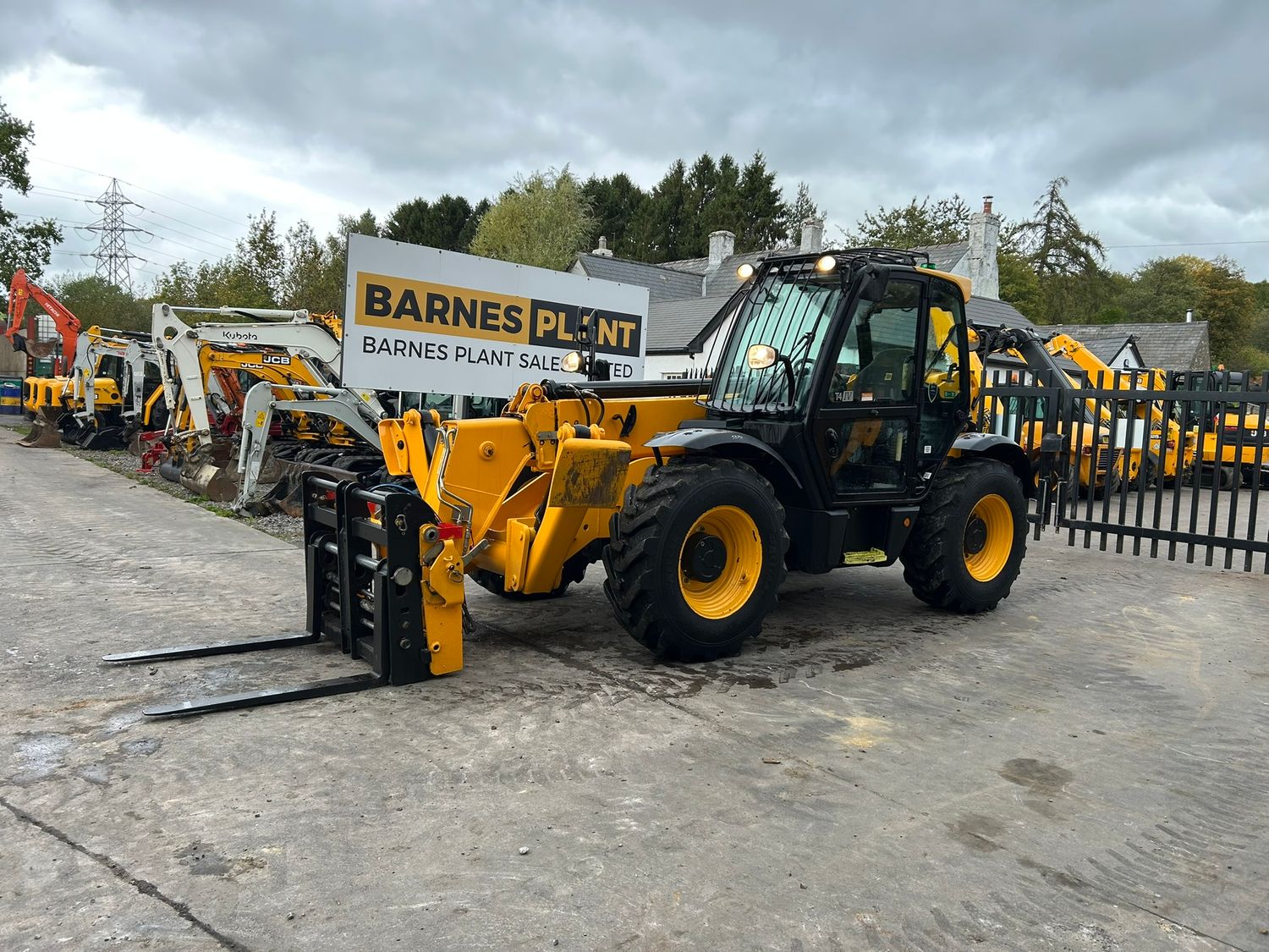 2018 JCB 533-105