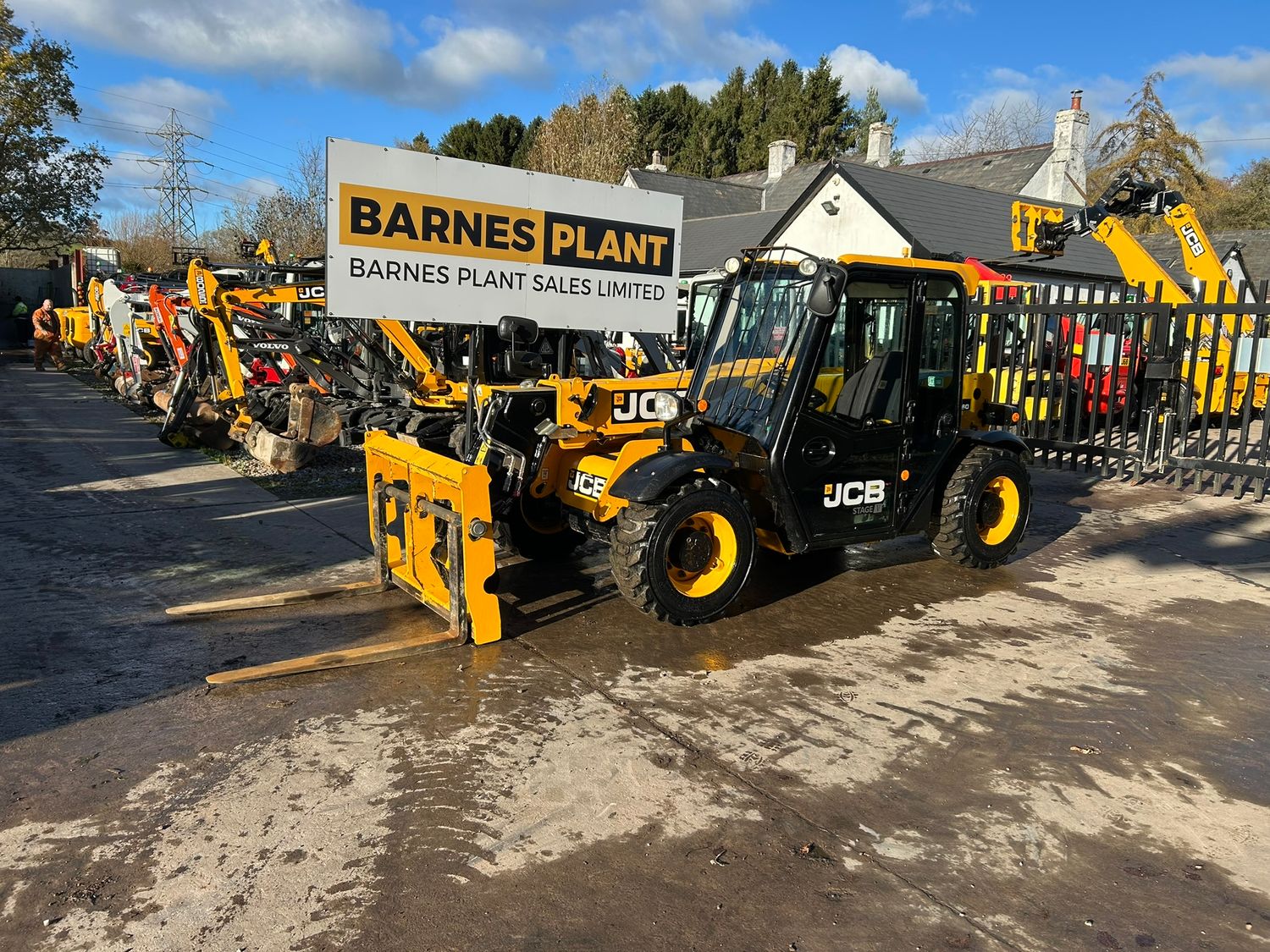 2021 JCB 525-60