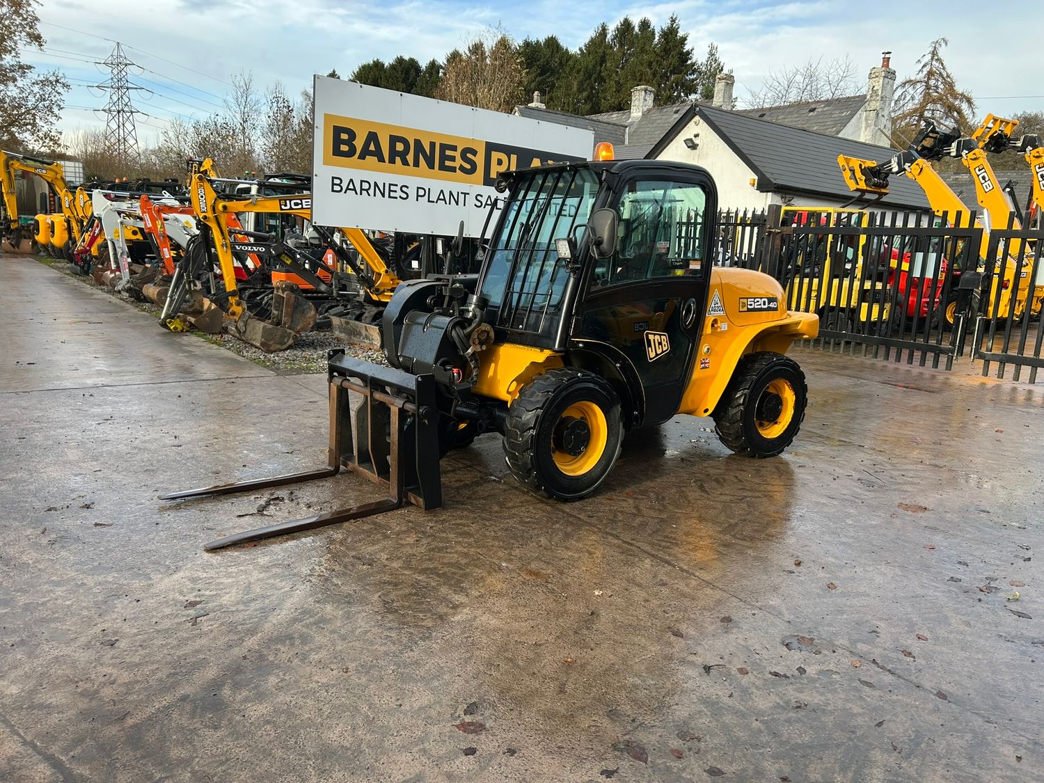 2017 JCB 520-40