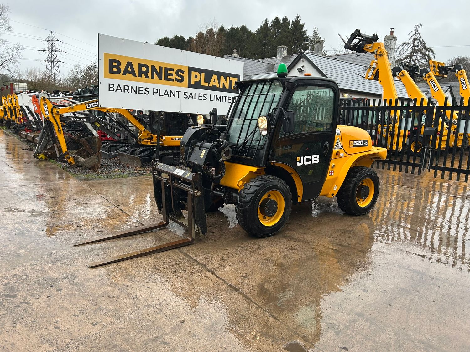 2019 JCB 520-40