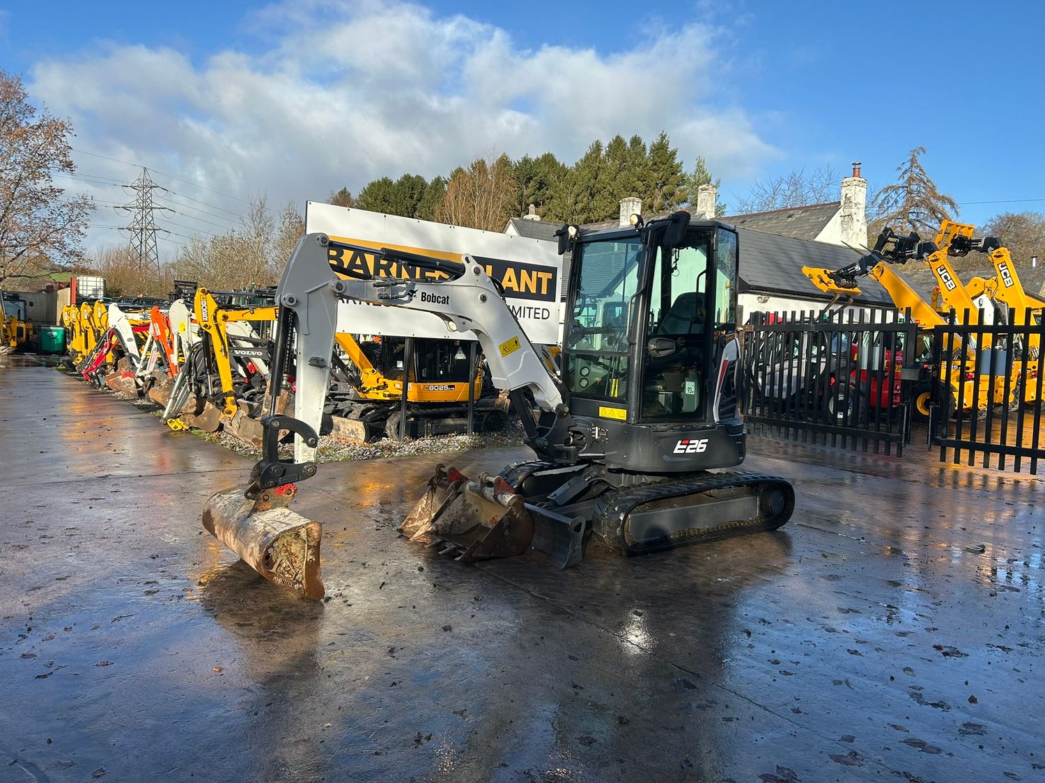 2021 Bobcat E26