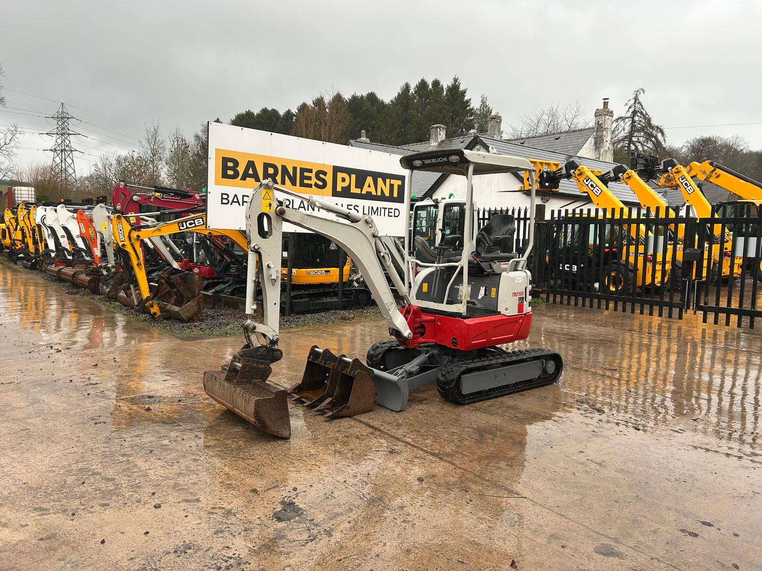 2019 Takeuchi TB215R