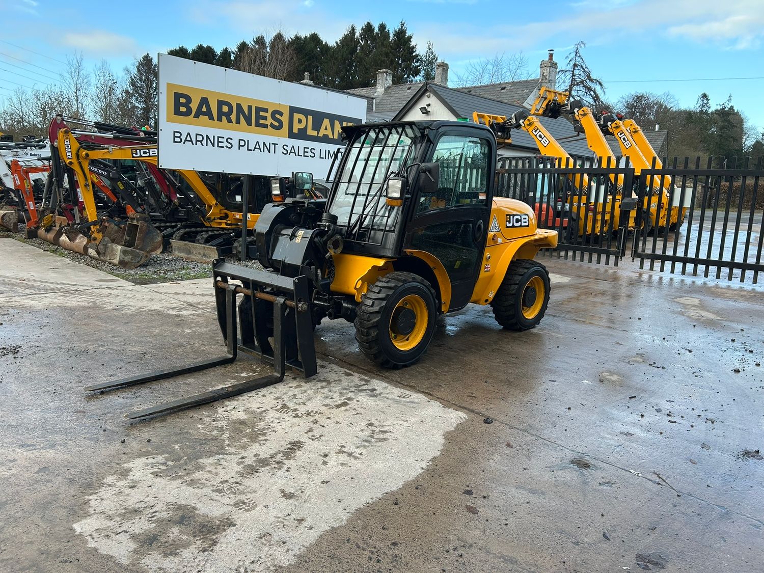 2019 JCB 520-40