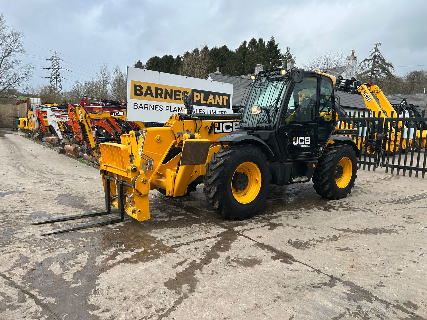 2019 JCB 533-105