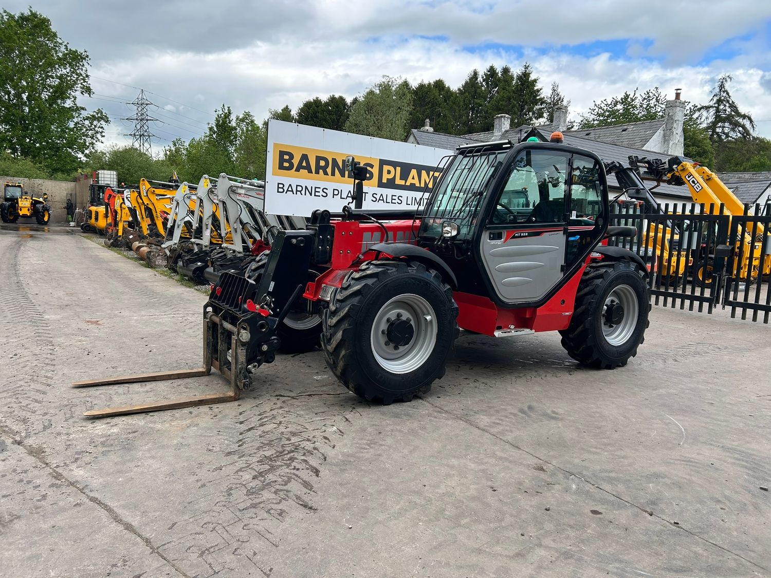 2023 Manitou MT933