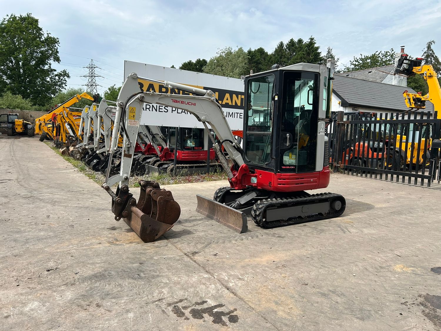 2012 Takeuchi TB23R