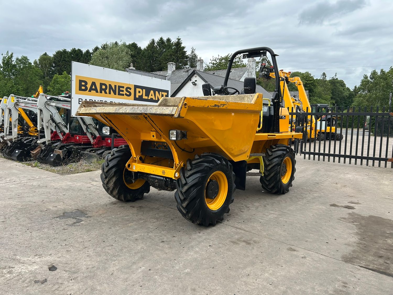 2023 JCB 6T-2