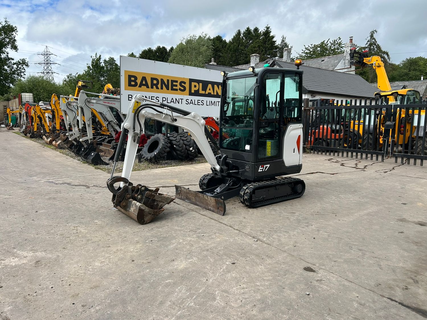 2023 Bobcat E17