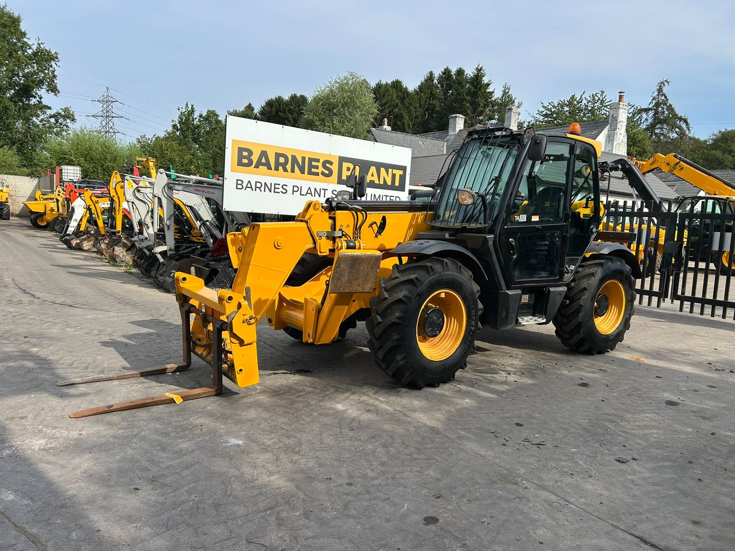 2017 JCB 533-105