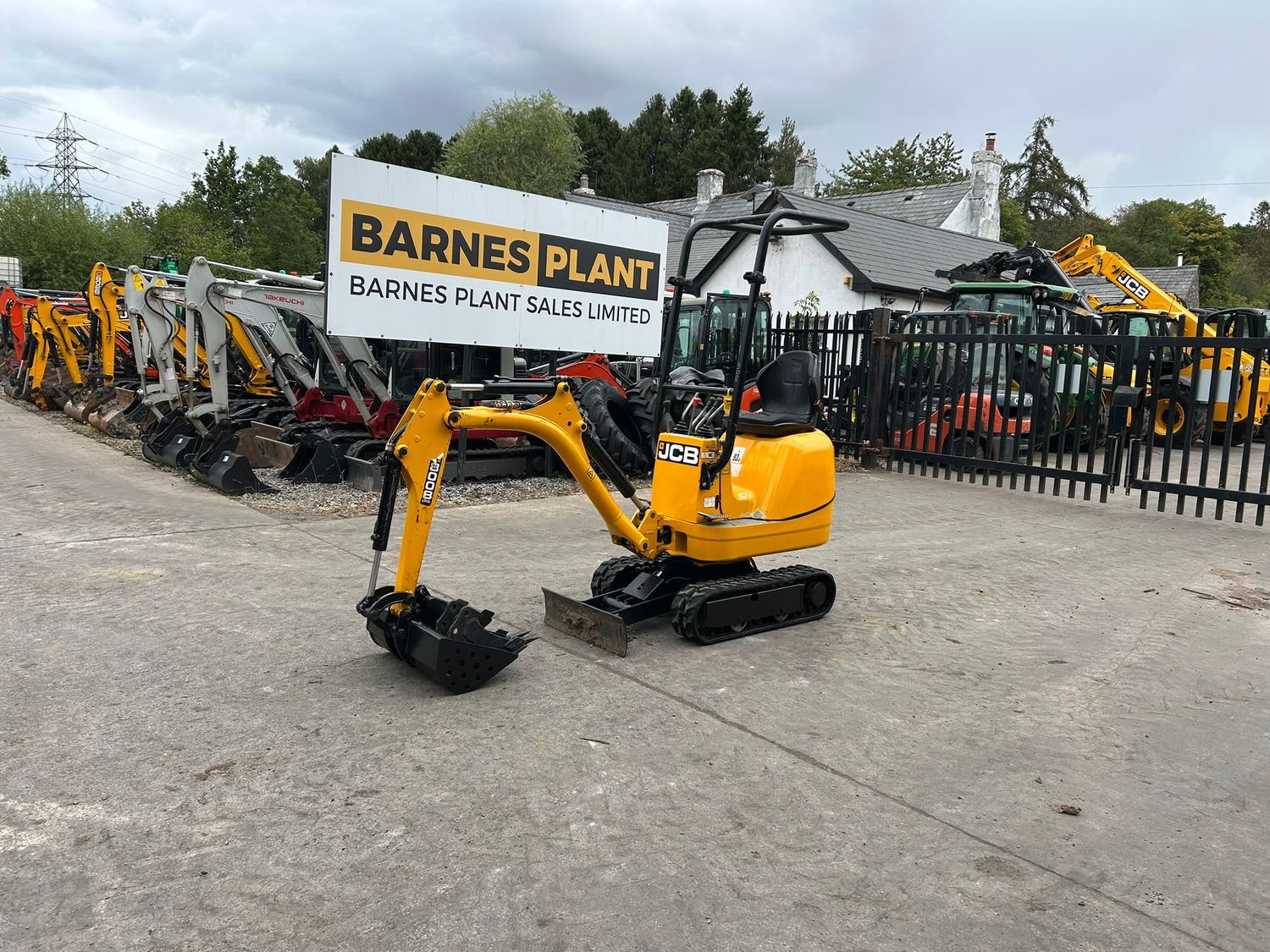 2021 JCB 8008 CTS 2021 JCB 8008 CTS